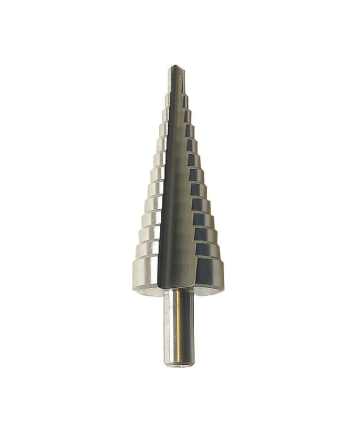 FORET CONIQUE A ETAGES, 2 ARÊTES